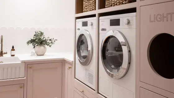 Laundry Tips for Sensitive Skin: 9 Essentials for Comfort