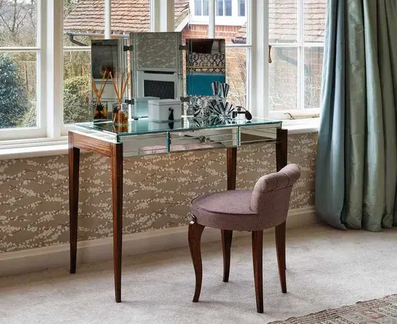 Dressing Table Ideas: 10 Chic Tips for a Glamorous Upgrade