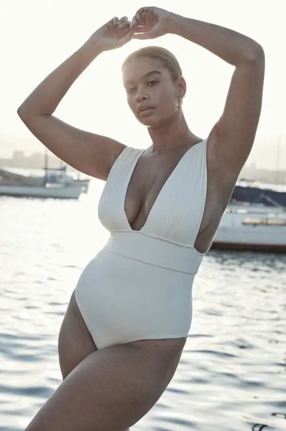 Top Swimsuits for DD Cup Sizes: Style, Support, and Fit