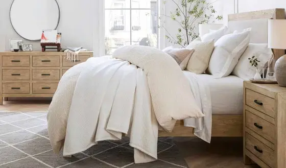 5 Simple Ways to Eliminate Musty Smells From Your Bedroom