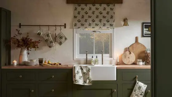 Using the 'One Spot' Cleaning Method to Simplify Your Kitchen Tasks