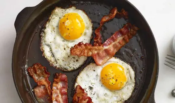 Field Company Cast Iron Skillet: Perfect for Kitchen and Campfire Cooking