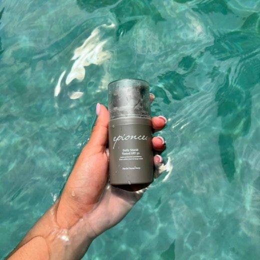 epionce-daily-shield-feature-2.png Epionce Daily Shield Tinted SPF 50