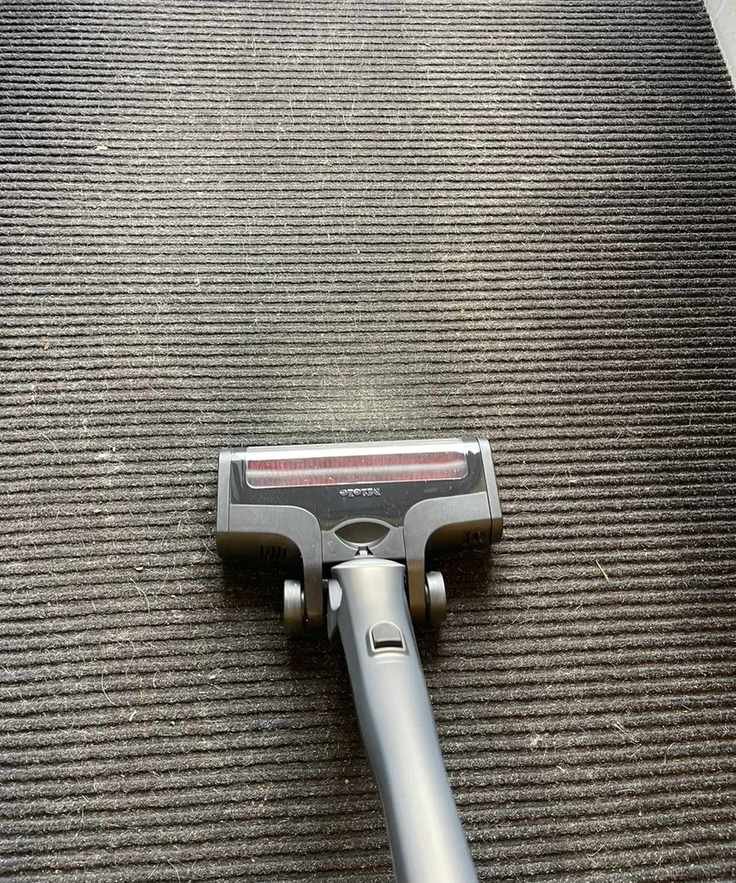 Miele Triflex HX2 Pro vacuuming entrance mat