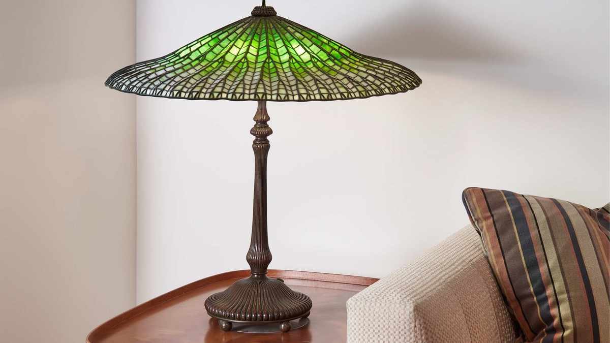 Tiffany Lamps Are Back in Style – Discover Their Enduring Charm in 2026
