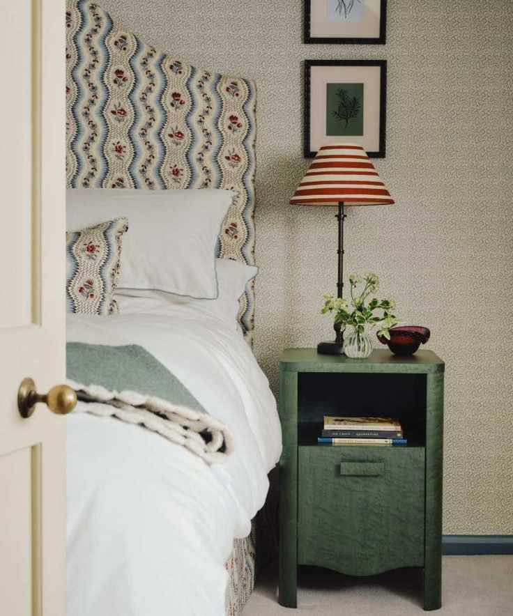 neutral small print wallpaper in a bedroom