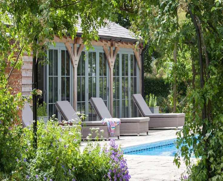Pool House Designs – 11 Ideas to Create a Vacation Vibe at Home