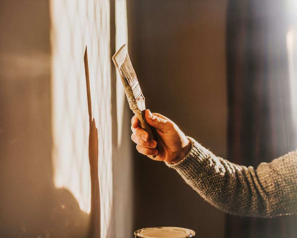 Mastering Stairwell Painting: Expert Tips for Your Home's Tallest Area