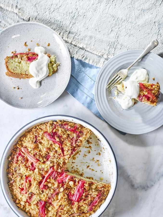 rhubarb cake