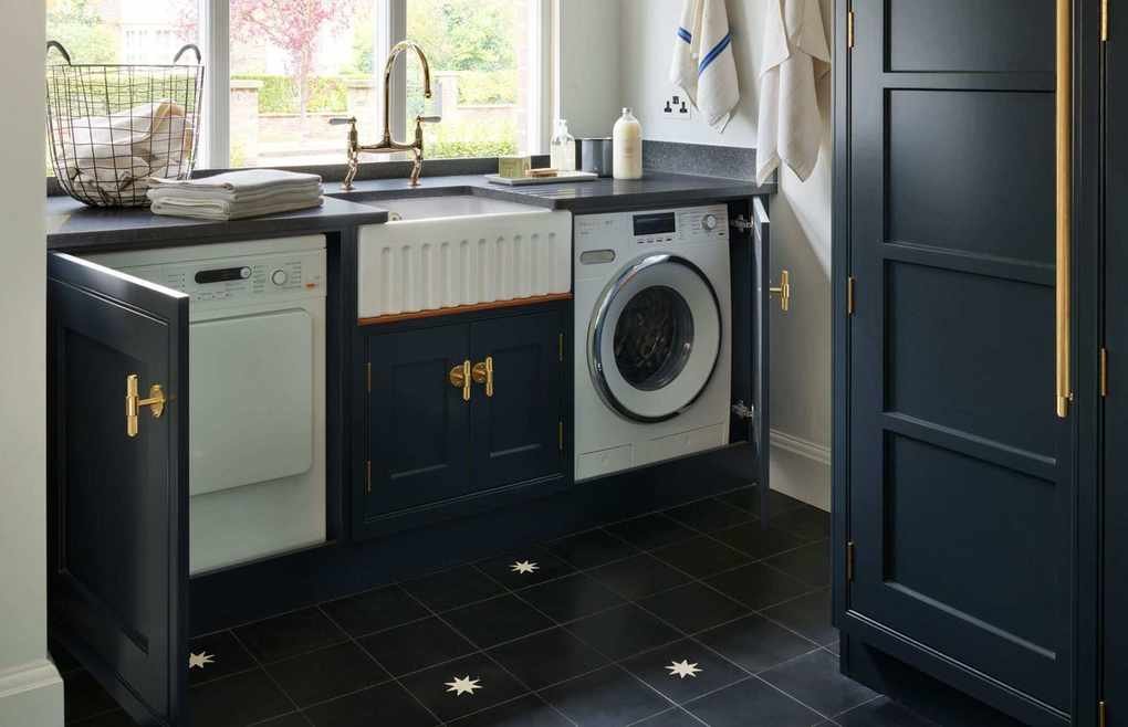 Top 10 Tips for Organizing Your Laundry Room Efficiently