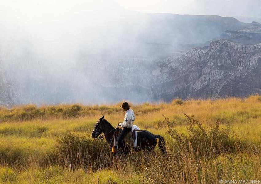Captivating Tales Behind My Favorite Travel Photos