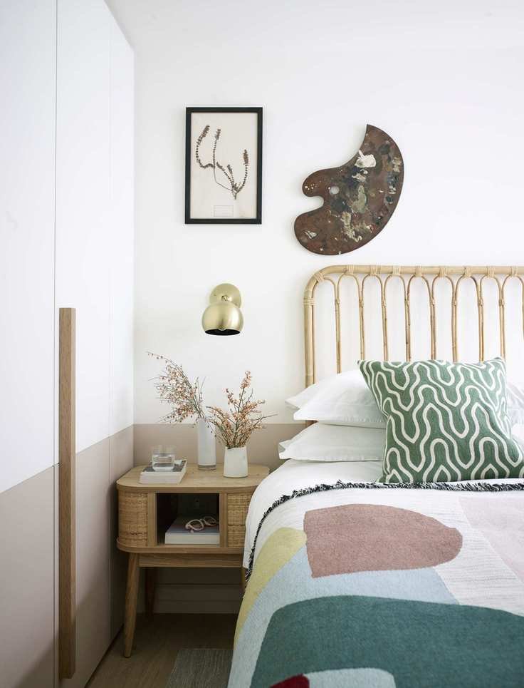 Bedroom in neutrals and pink
