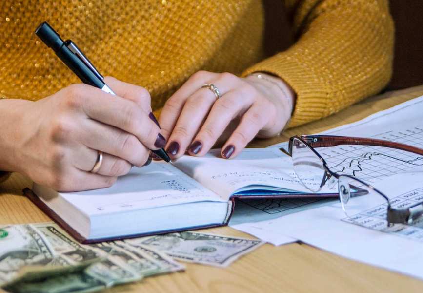 Discover the Power of Compound Interest with These Two Examples