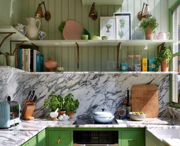 7 Small Kitchen Design Rules You Should Definitely Break