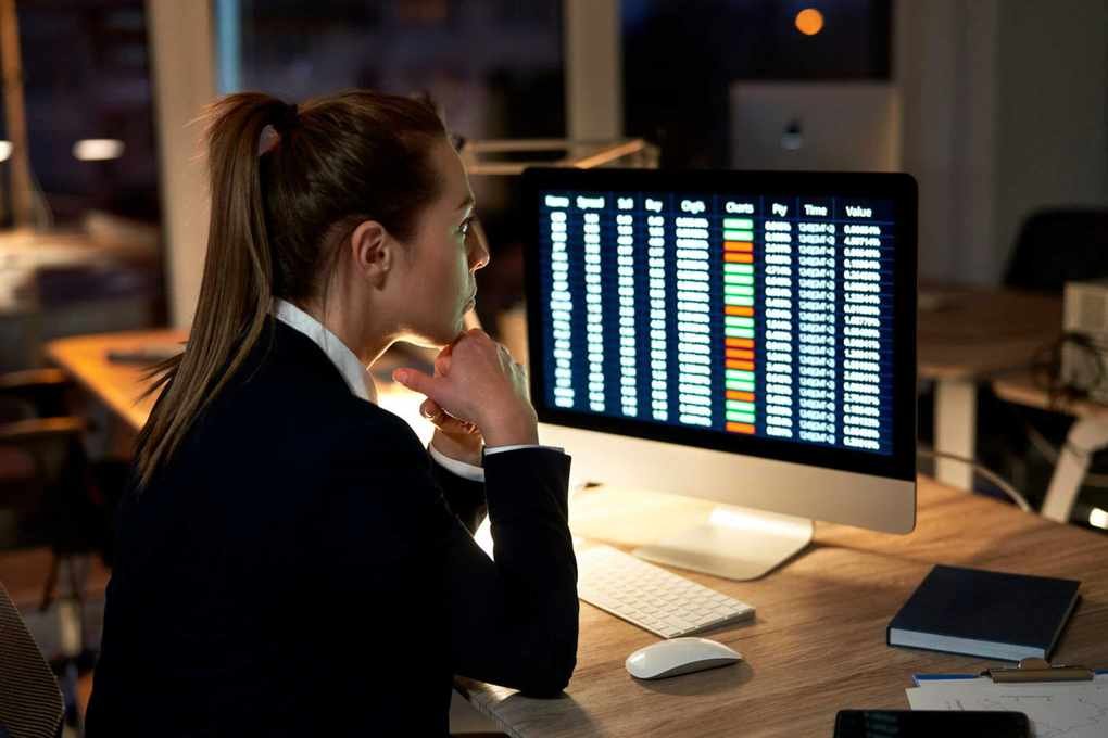 Understanding Trading and Investing: Key Differences Explained