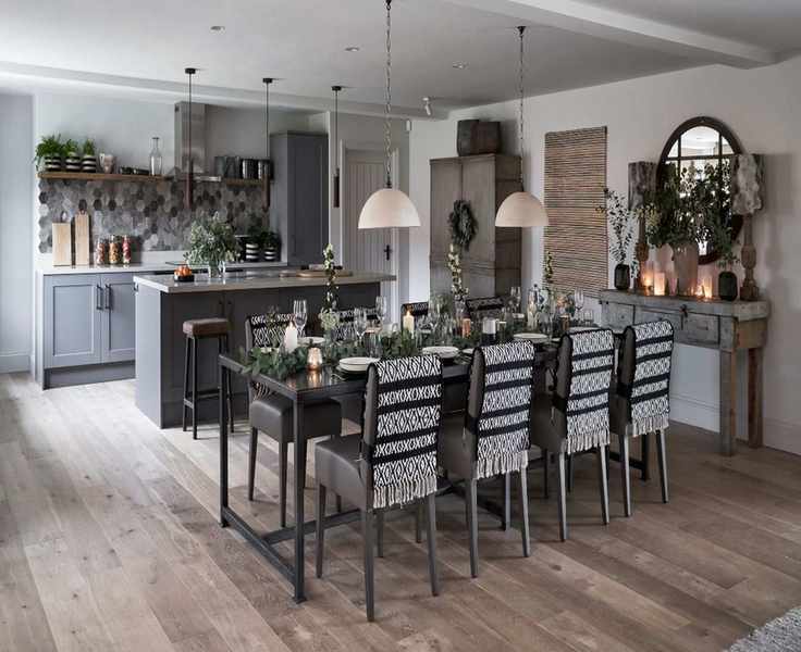 6 Cozy Fall Scents to Refresh Your Home