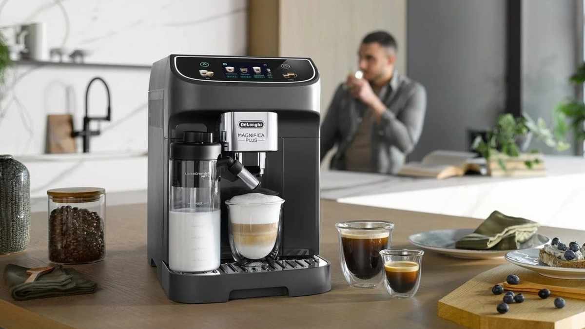 Experience Effortless Coffee with the De'Longhi Magnifica Plus