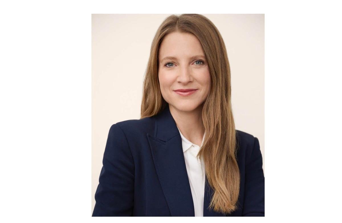 Revolutionizing Sunscreen: Insights from Supergoop! CEO Amanda Baldwin