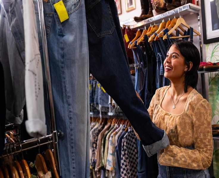 Best Secondhand Treasures: How to Find Deals Like a Pro