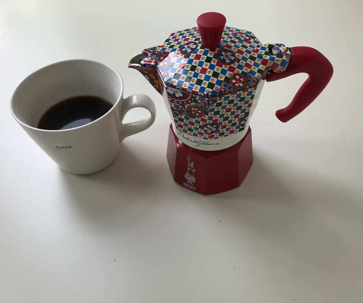 D&amp;amp;G moka pot with cup