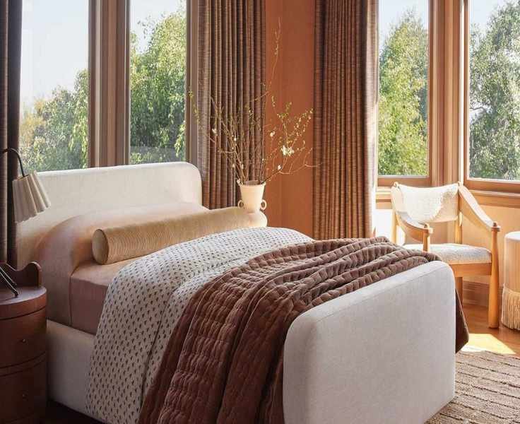 11 Creative Bedroom Layout Ideas to Maximize Space and Style