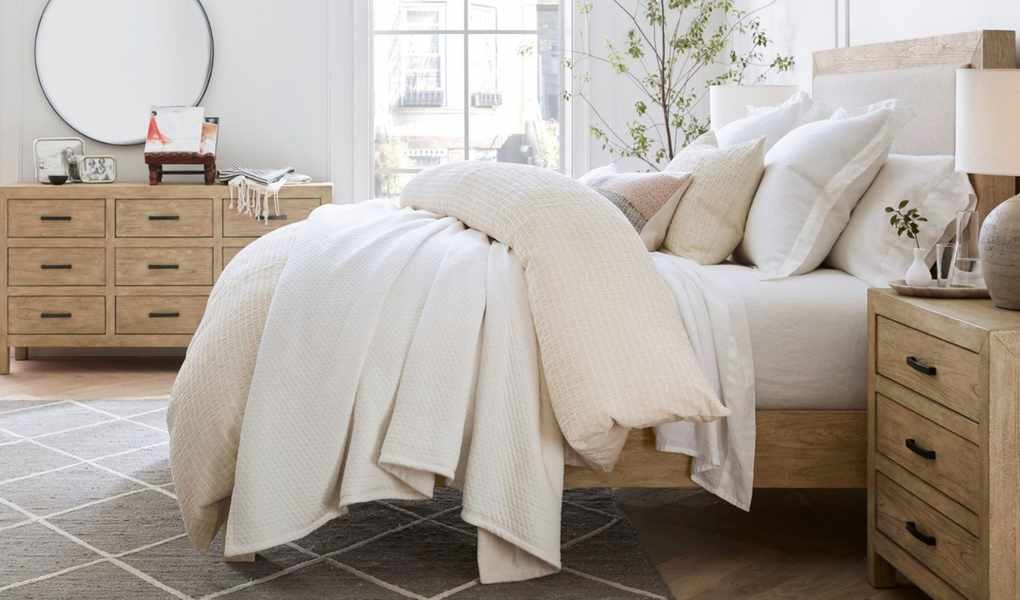 5 Simple Ways to Eliminate Musty Smells From Your Bedroom