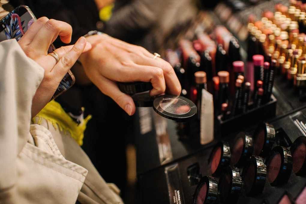 Redefining Women’s Spending Power: Economic Changes and Fashion Evolution