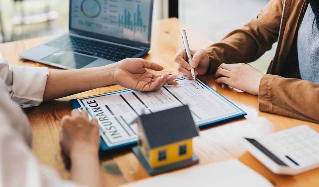 3 Simple Ways to Reduce Your Homeowners Insurance Costs Today