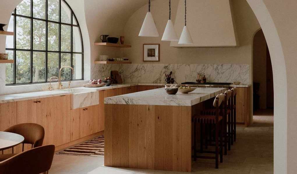 Wooden Kitchens: 13 Inspiring Ideas That Bring Timeless Warmth