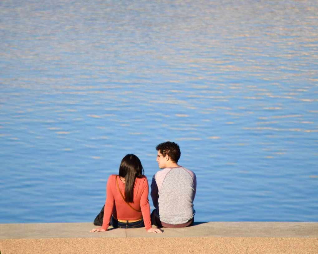 5 Indicators Your Partner Feels Threatened by Your Achievements