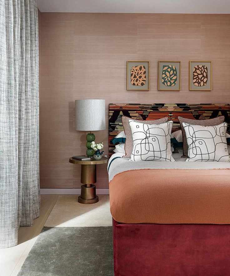 Bedroom decorated in shades of pink and coral