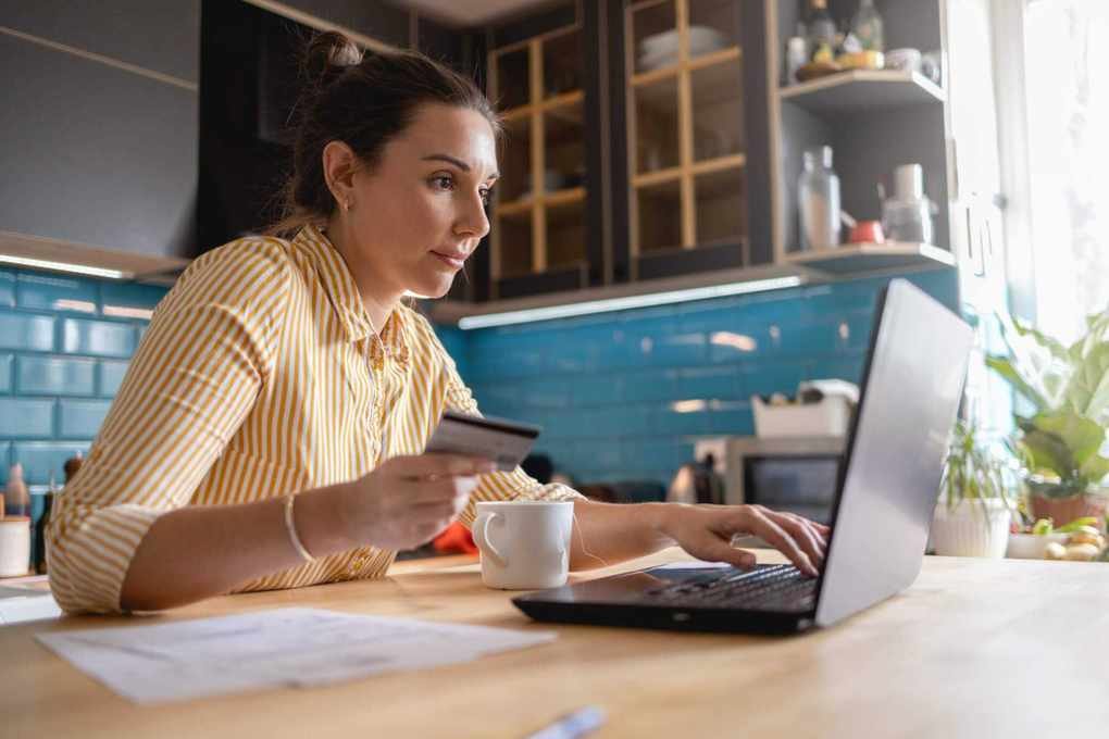 Effective Tips for Tracking Your Paperless Monthly Bills
