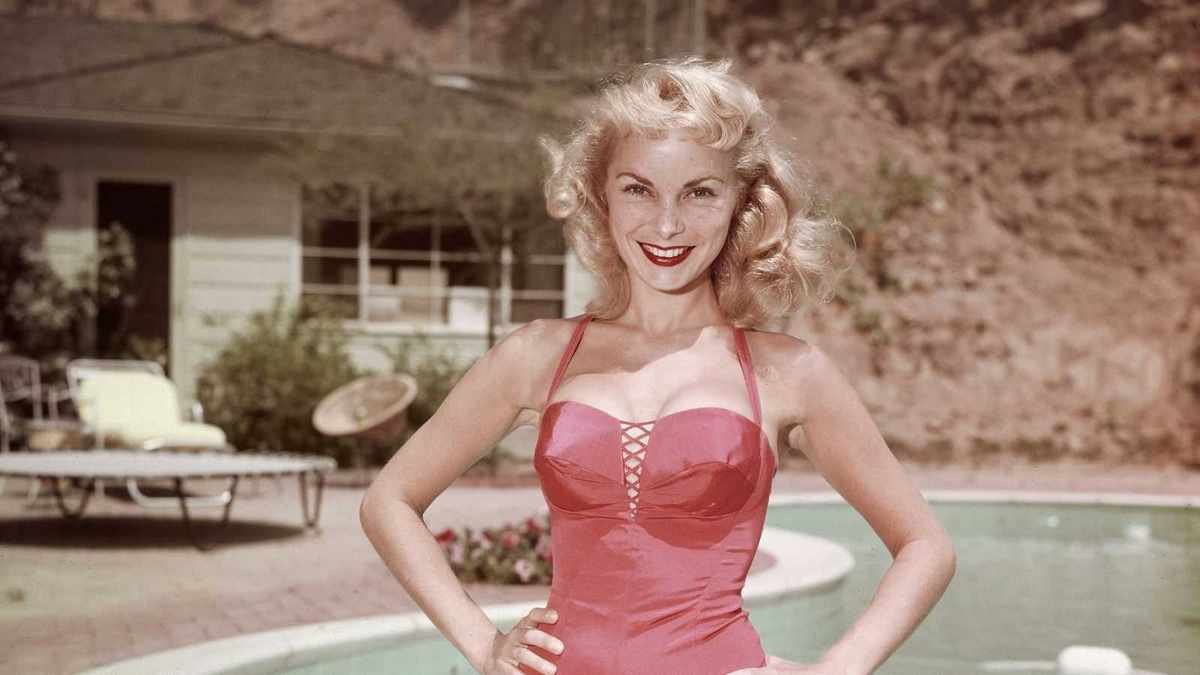 Janet Leigh's Charming Lagoon Pool Design: A Retro Inspiration