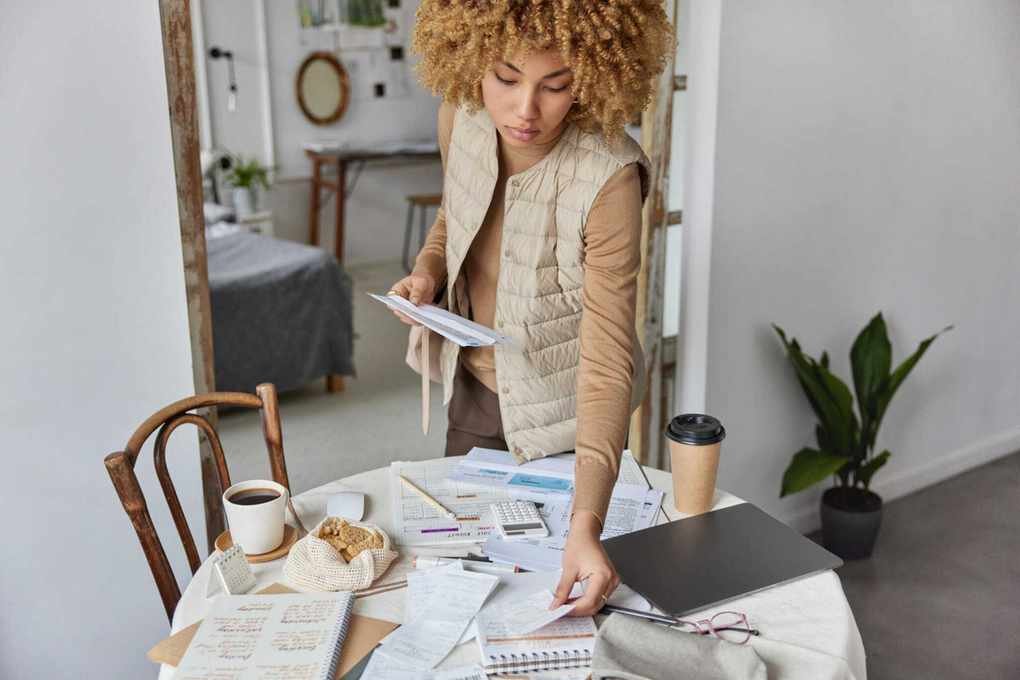 Decluttering Your Financial Life: Tips for a Fresh Start