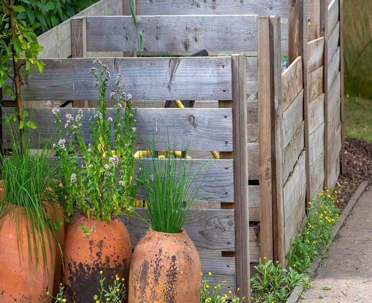 Revamp Your Compost Bin: Stylish Tips for a Chic Garden Upgrade