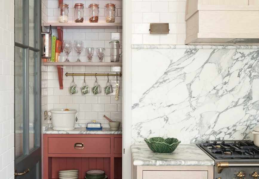 5 Essential Tips to Revamp Your Pantry from Chaos to Calm