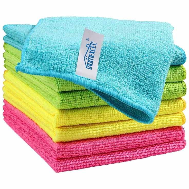 Colorful microfiber cleaning cloths