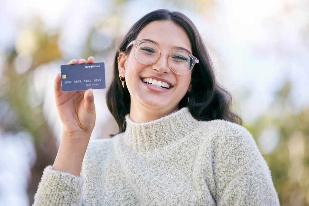 Smart Strategies for Managing Credit Card Fees, Perks, and Points