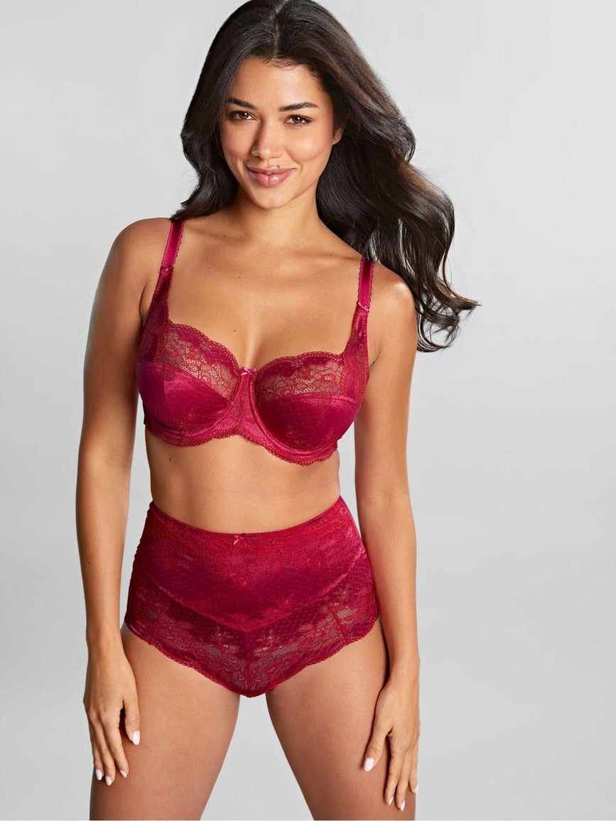 Decoding 30J: Insights on Bra Sizing and Support