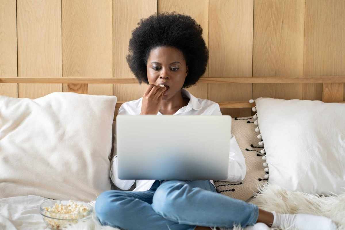 Boost Your Financial Health by Embracing Lunch Breaks