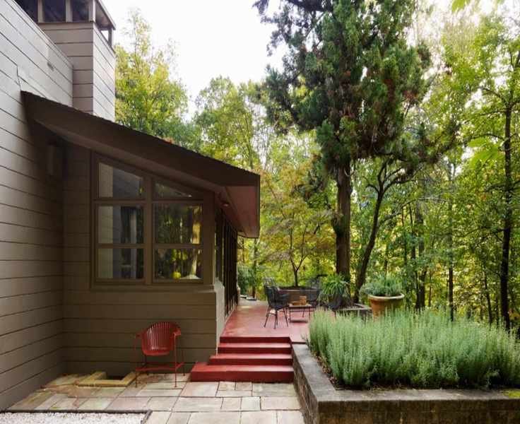 'The final chapter' of Frank Lloyd Wright's prosperous career – this New York home was the perfect passion project for its previous owner, who continued to restore this historic home