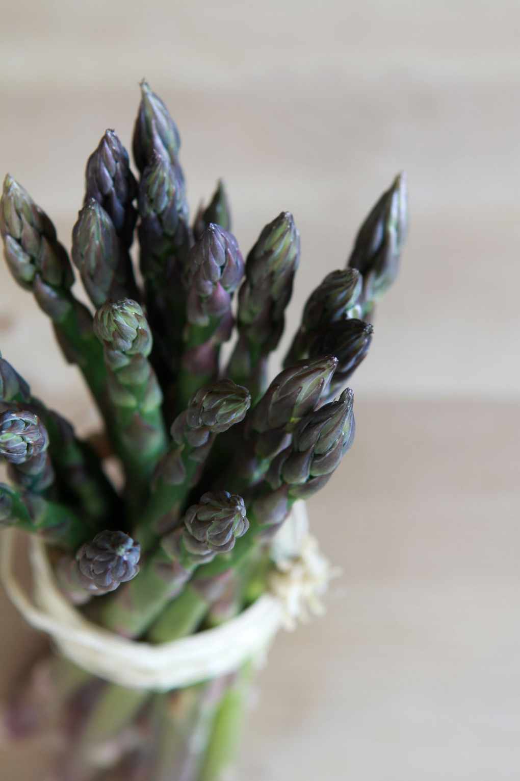 bunch of fresh asparagus