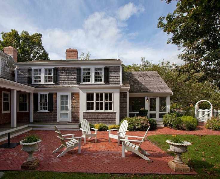 Cape Cod homes backyard