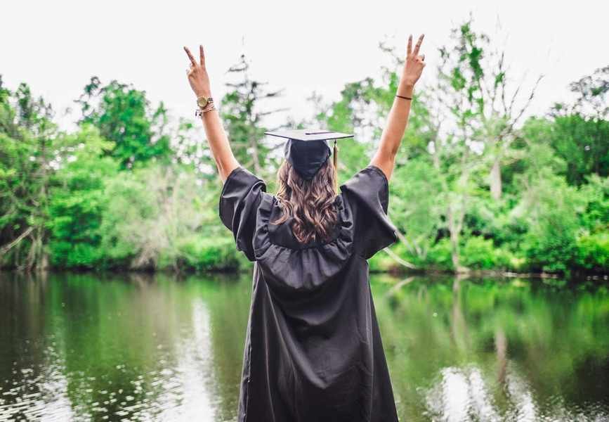 Top Tools for Streamlining Student Loan Management