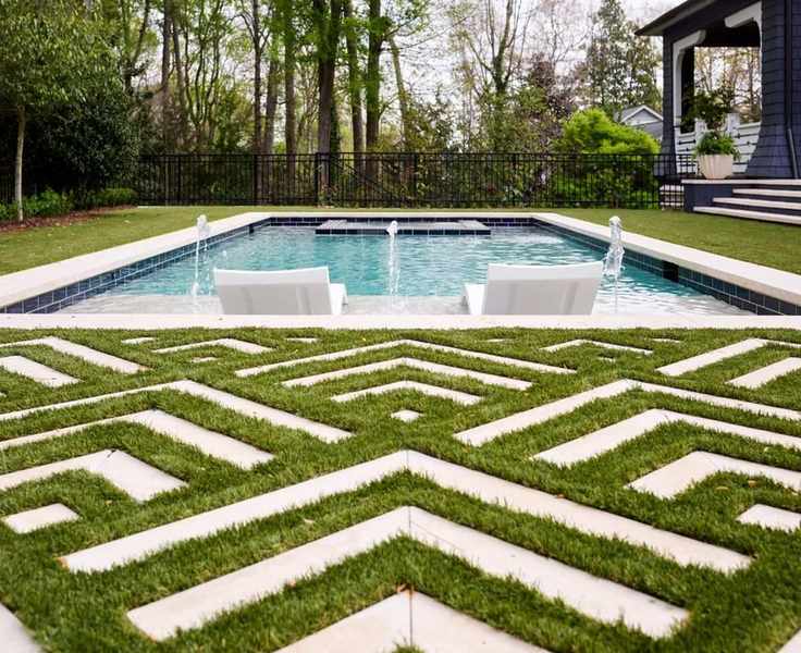 Stylish Pool Fence Concepts – 10 Designs for Safety and Elegance