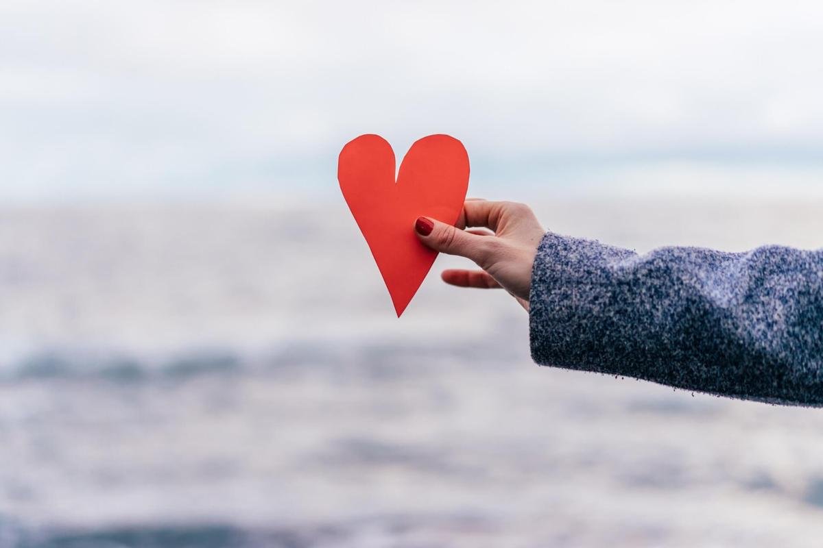 Ways to Participate in Giving Tuesday Without Spending Money