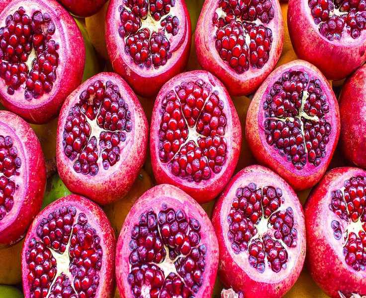 Growing Pomegranates: Cultivate These Delicious Superfruits with Ease
