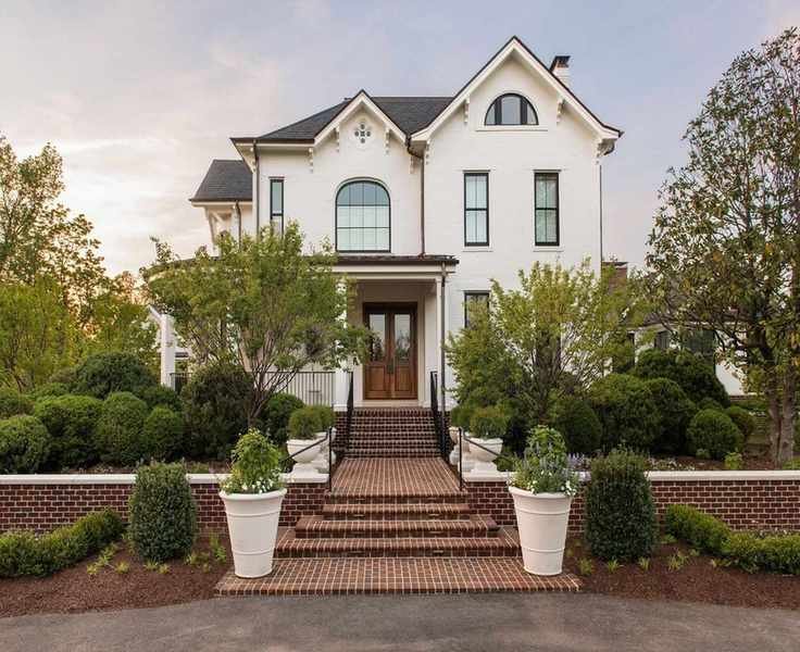 15 Creative Front Yard Walkway Ideas to Boost Your Curb Appeal
