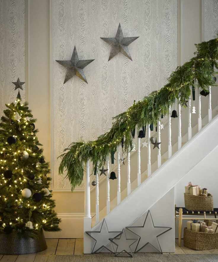 Young Pine PreLit Garland Golden Grandeur Christmas