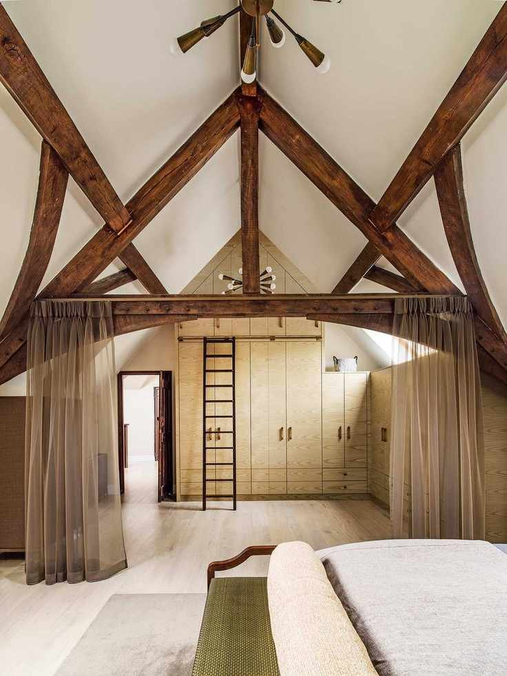 Bedroom layout with a curtain partition